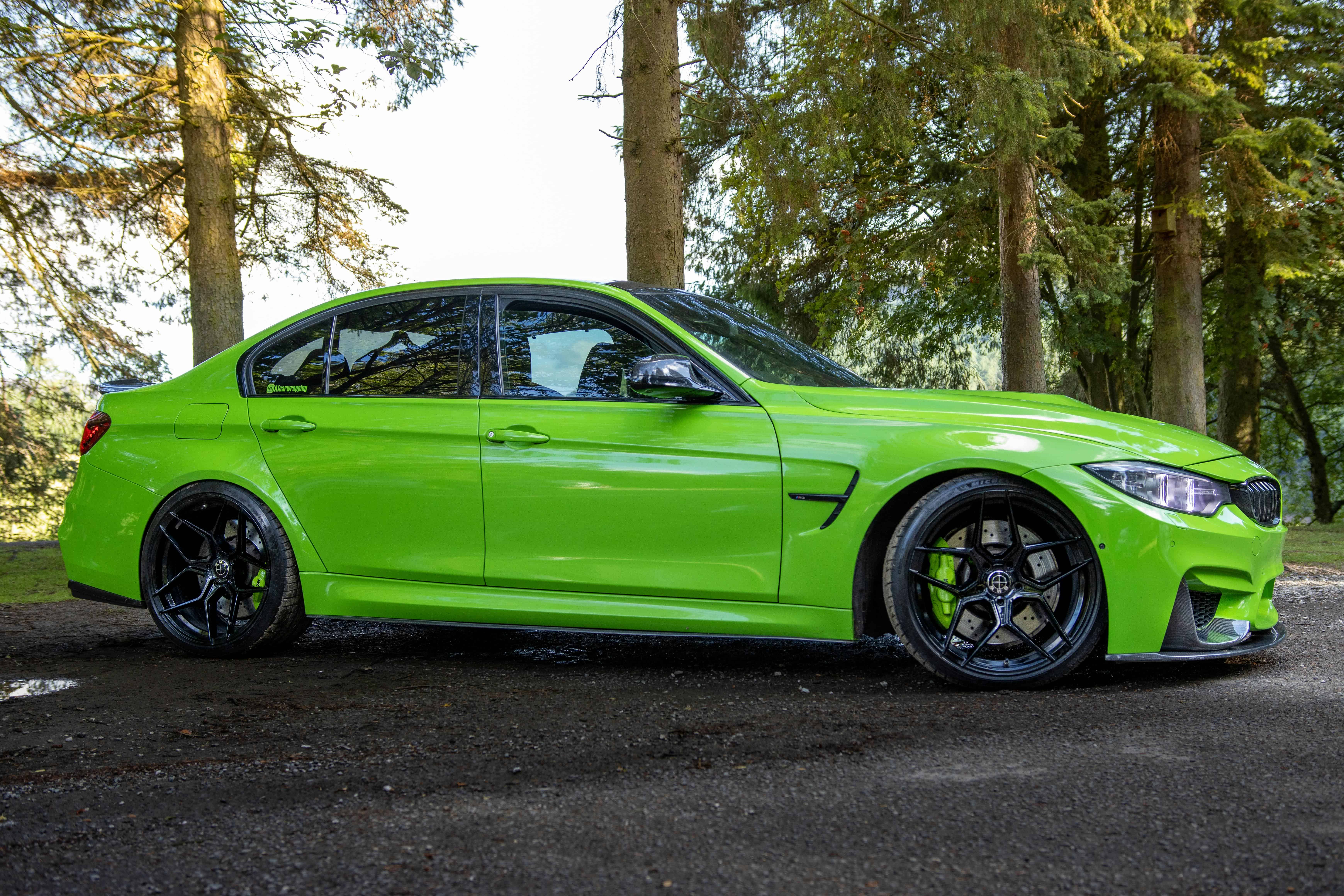 BMW M3 vs M4